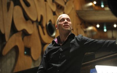 Stefano Montanari – Conductor